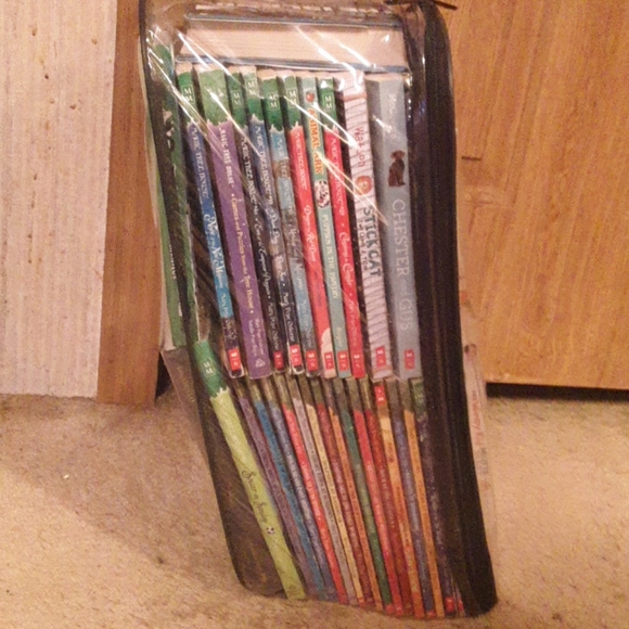 69 kid books - Picture 3 of 3